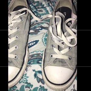 Grey converse